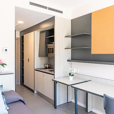 Residencia Universitaria Resa Campus * مالقة