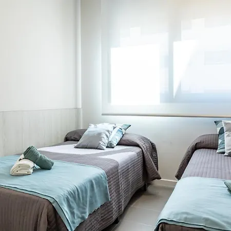 Residencia Universitaria Resa Campus * مالقة