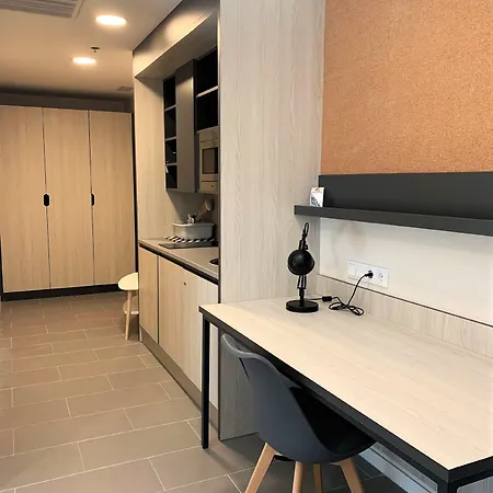 Residencia Universitaria Resa Campus مالقة