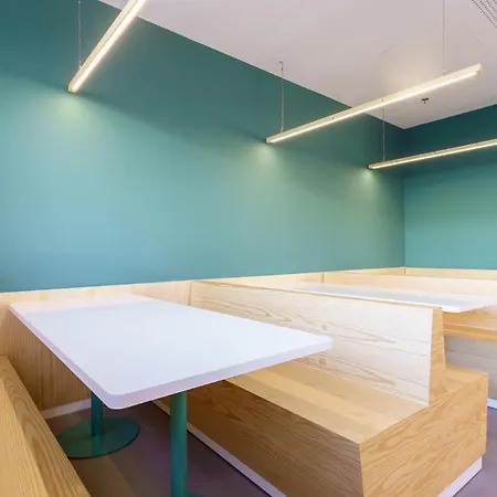 بيت شباب Residencia Universitaria Resa Campus *