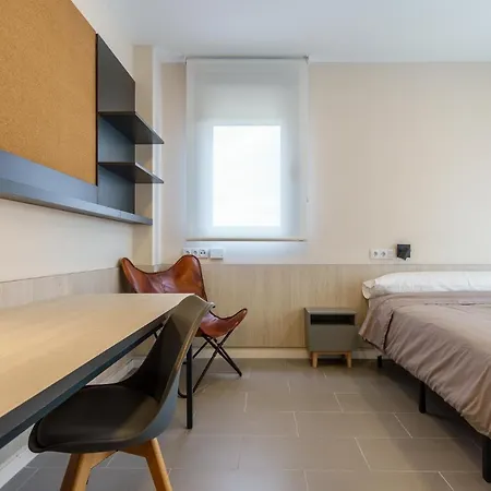 Residencia Universitaria Resa Campus Hostel