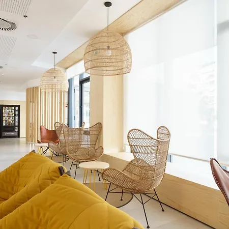 Residencia Universitaria Resa Campus *