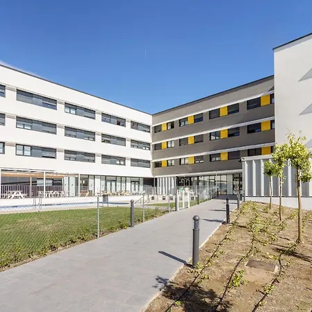 Residencia Universitaria Resa Campus