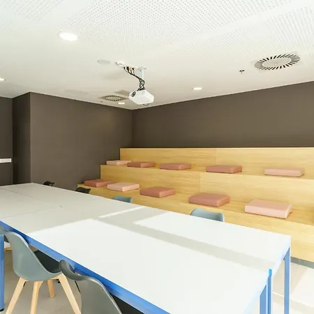 Residencia Universitaria Resa Campus Vandrerhjem *